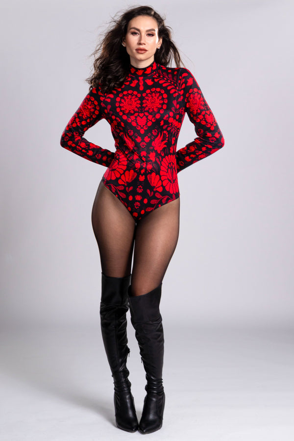 Dance Matyó Burgundy body