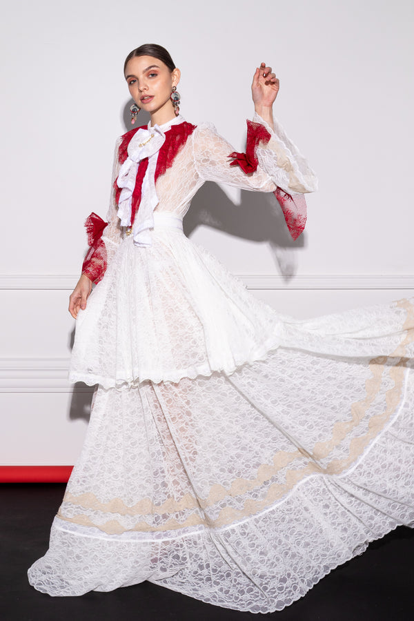 Shaun <tc>Munkácsy</tc> dress