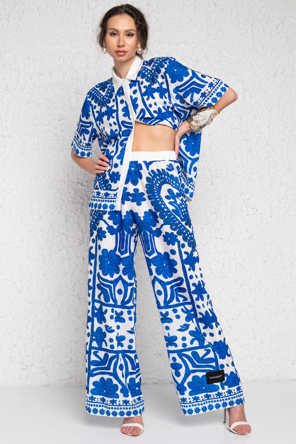 <tc>Katka</tc> <tc>Kalotaszeg</tc> Blue pants