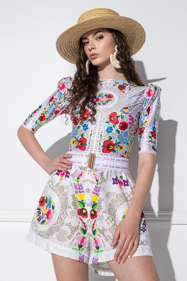 Lamina Kalocsai White short